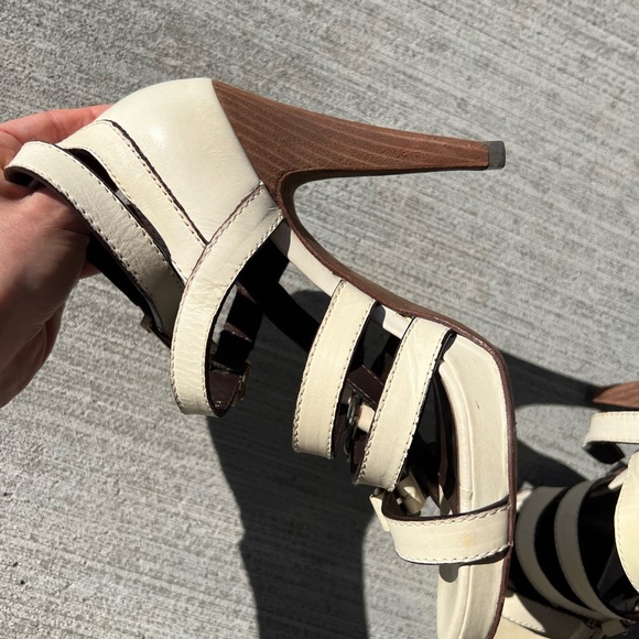BCBG max Azira all leather cream  top and leather sole heels - Picture 2 of 5